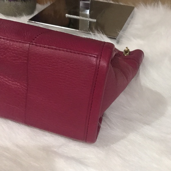 Tory Burch Leather Shoulder Bag - Picture 10 of 16